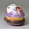 Bilston enamel bonbonniere moulded with a spaniel, circa 1780