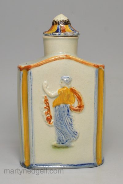 Prattware pottery tea canister and lid, circa 1820, probably Scottish pottery
