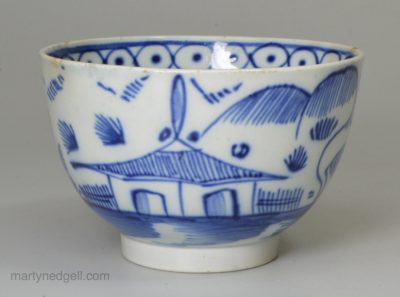 Pearlware pottery tea bowl painted in blue under the glaze, circa 1790