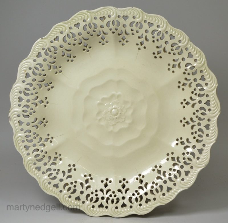 Creamware pottery pierced and moulded dish, circa 1780