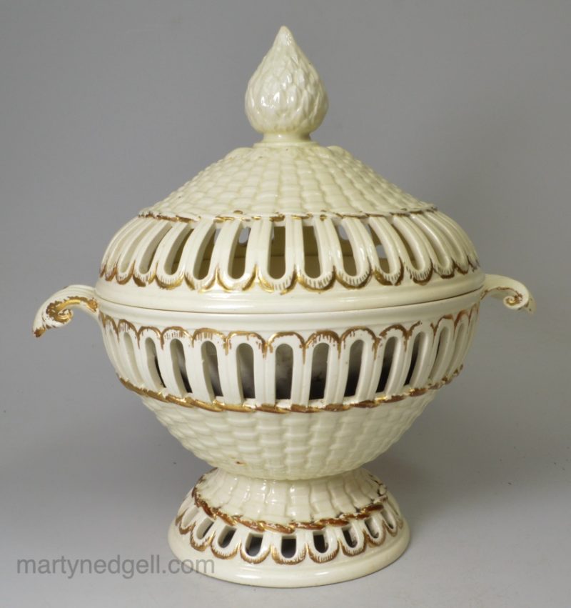 Creamware pottery reticulated sauce tureen with pierced lid, circa 1780