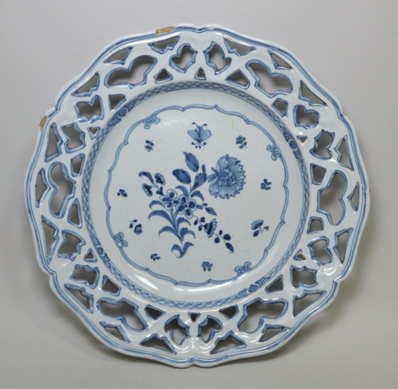 Creamware pottery spill vase decorated with marbled slip, circa 1820