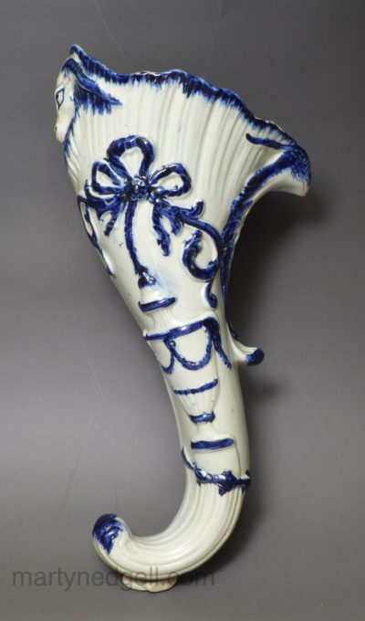 Pearlware pottery wall pocket for flowers decorated with blue under the glaze, circa 1800