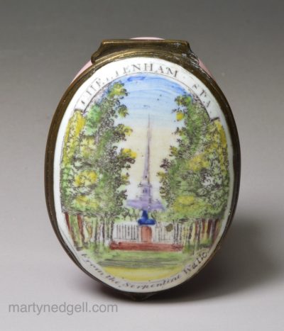 Bilston enamel patch box 'Cheltenham Spa From the Serpentine Walk', circa 1780