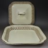Wedgwood creamware pottery vegetable tureen & cover, circa 1800