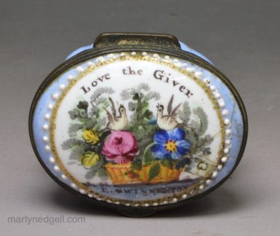 Bilston enamel patch box, circa 1780 'Love the Giver' 'E. Swinnerton'
