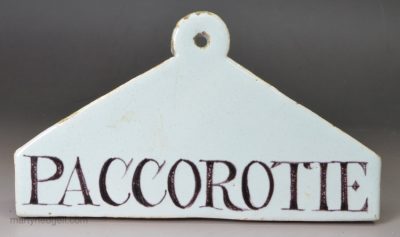 Rare London Delft bin label 'PACCOROTIE', circa 1780