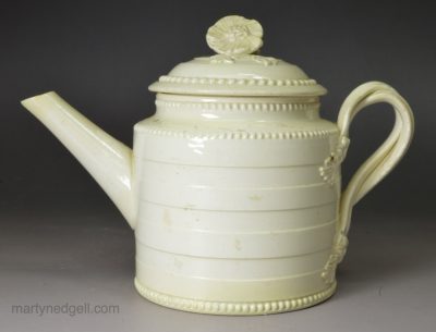 Small creamware pottery teapot, circa 1770, probably Leeds Pottery
