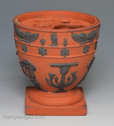 Wedgwood Rosso Antico Egyptian motif ink well, circa 1820