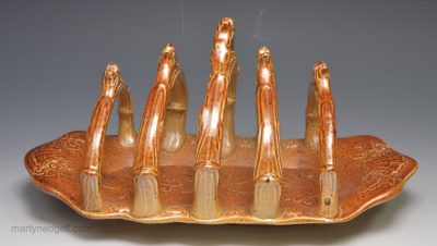 Derbyshire brown saltglaze stoneware toast rack, circa 1840 Brampton Pottery