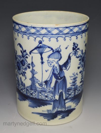 Bilston enamel patch box 'A FRIENDS GIFT', circa 1780