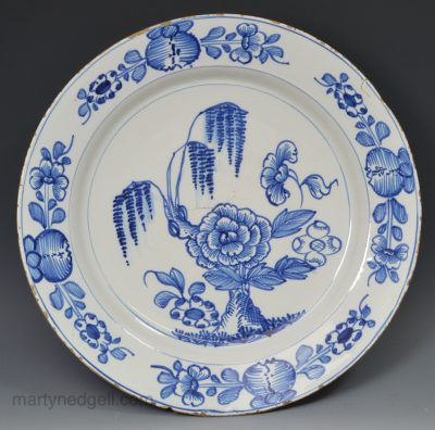 London delft charger, circa 1740