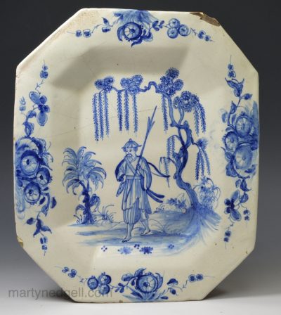Small tin glaze pottery platter, circa 1750, Possibly French