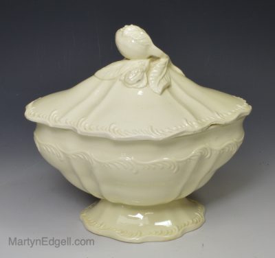 Creamware pottery tureen, circa 1780