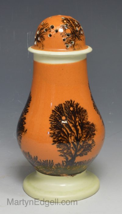 Mochaware pepper pot decorated with a dendritic design, circa 1820