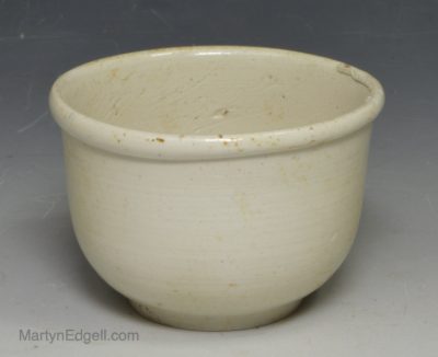 Staffordshire white saltglaze stoneware small bowl, circa 1760