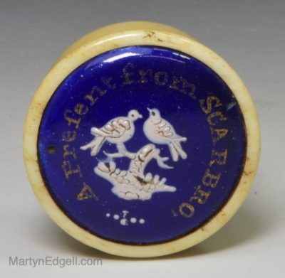 Bilston enamel box decorated with 'A Present from SCARBRO', circa 1780